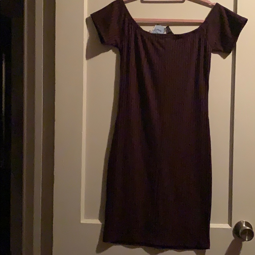 Dress - Picture 2 of 3